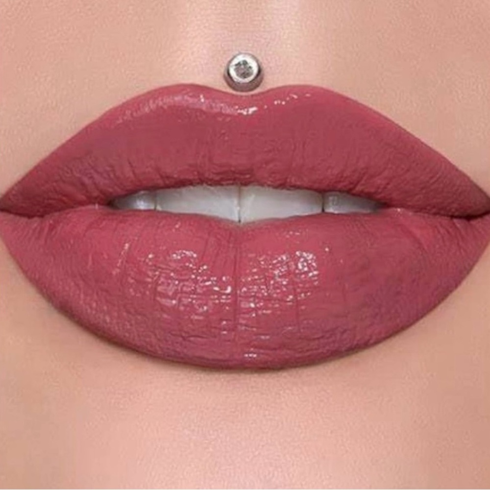Jeffree Star Please Forgive Me Supreme Gloss Full Pigment Lip Gloss